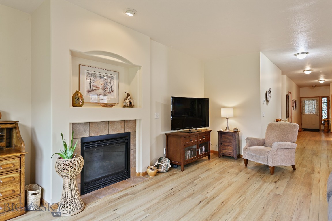 Willowbrook Condo - Residential