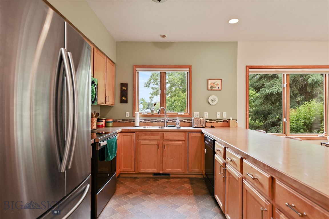 Willowbrook Condo - Residential