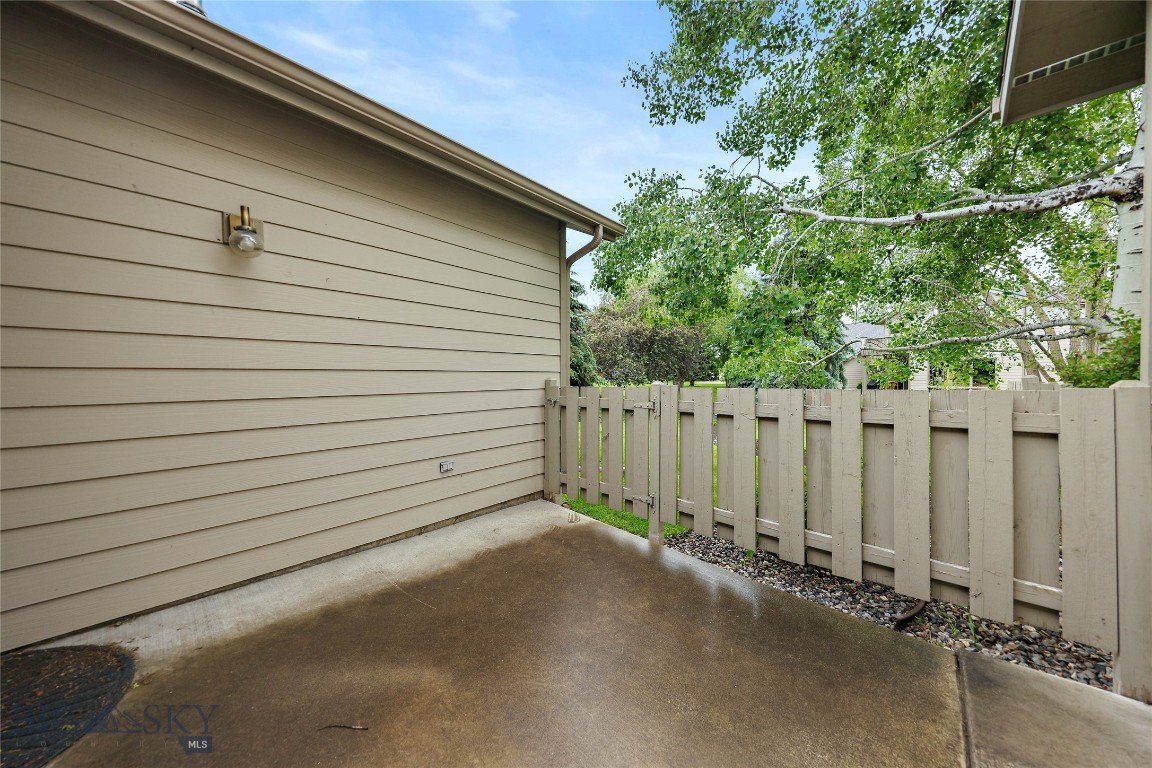 Willowbrook Condo - Residential