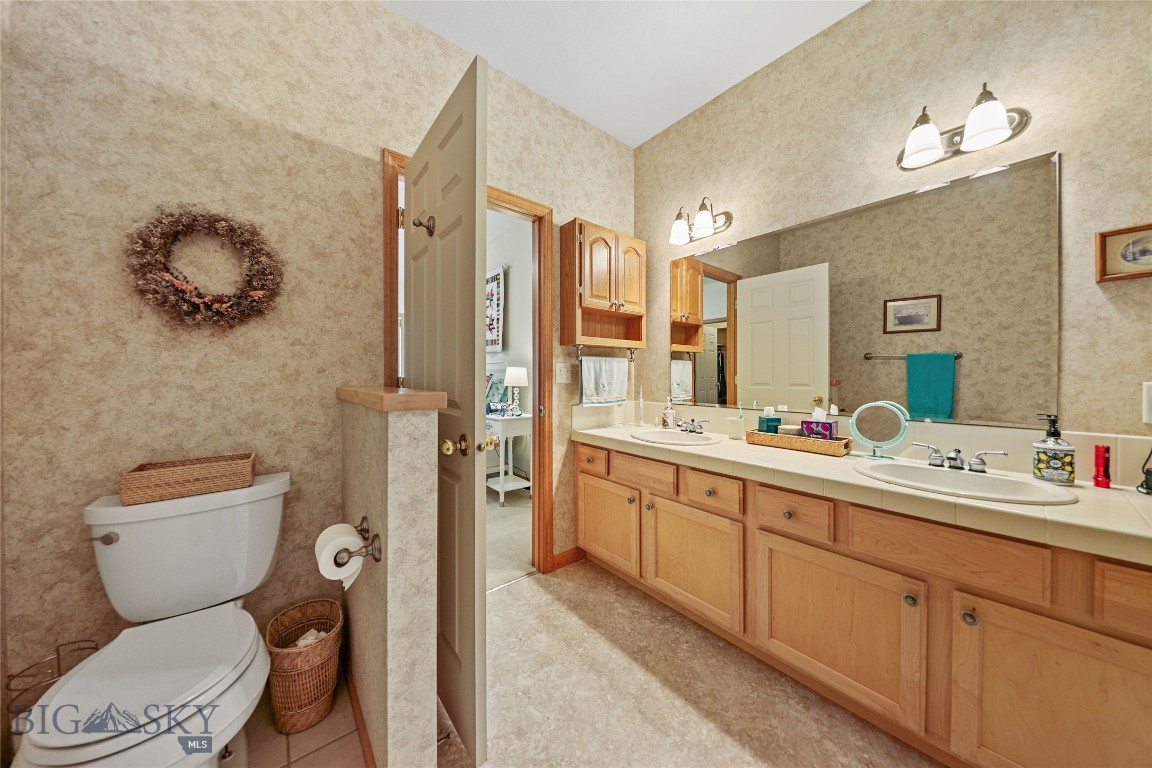 Willowbrook Condo - Residential