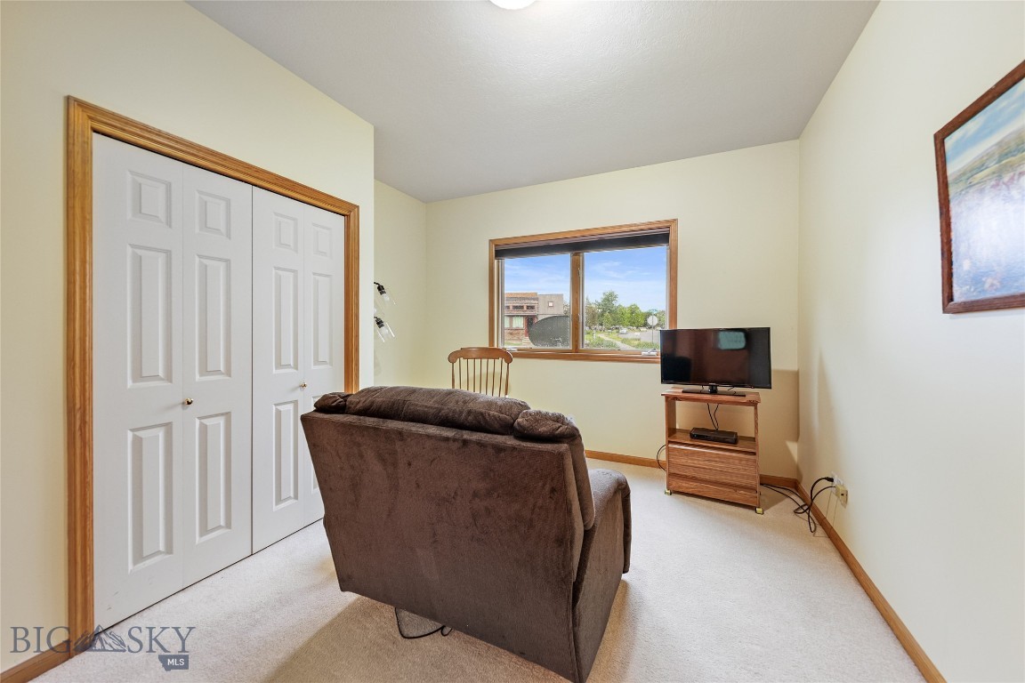 Willowbrook Condo - Residential