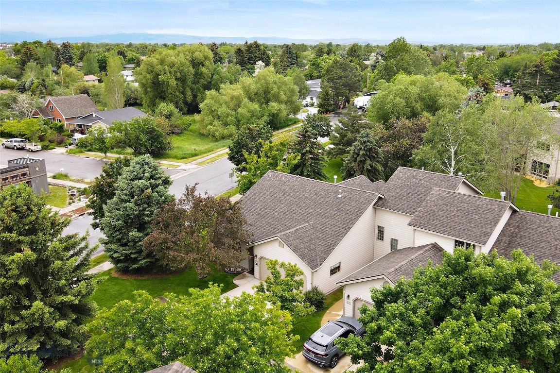 Willowbrook Condo - Residential