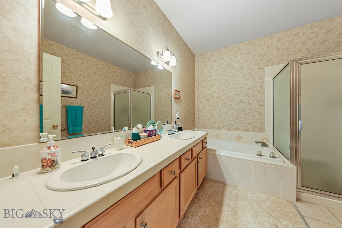 Willowbrook Condo - Residential
