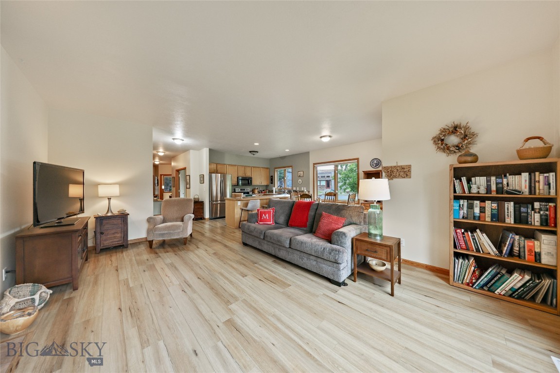 Willowbrook Condo - Residential