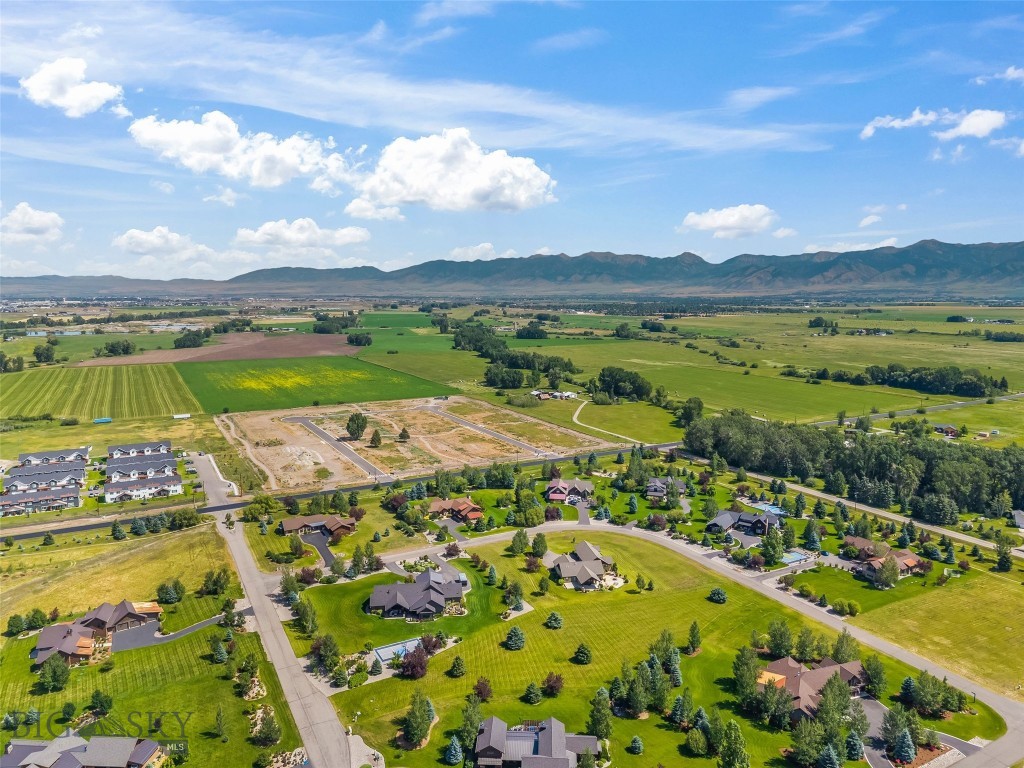 Spanish Meadows - Residential