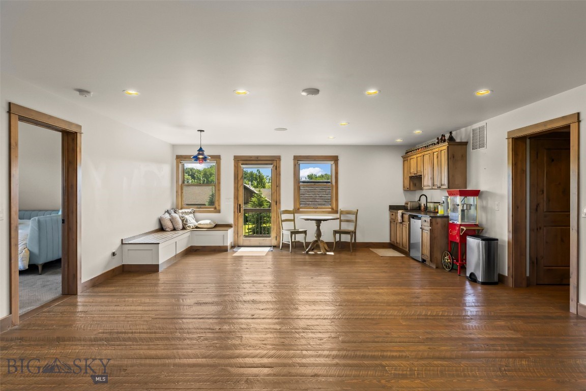 Spanish Meadows - Residential