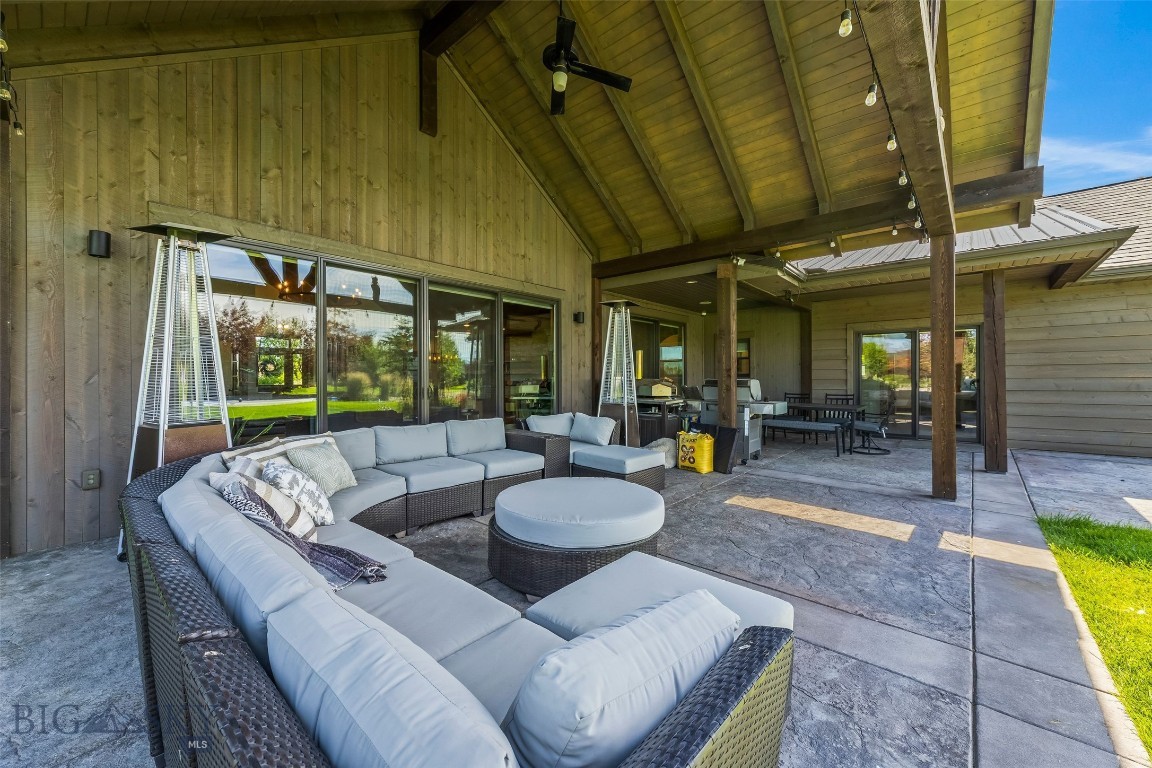 Spanish Meadows - Residential