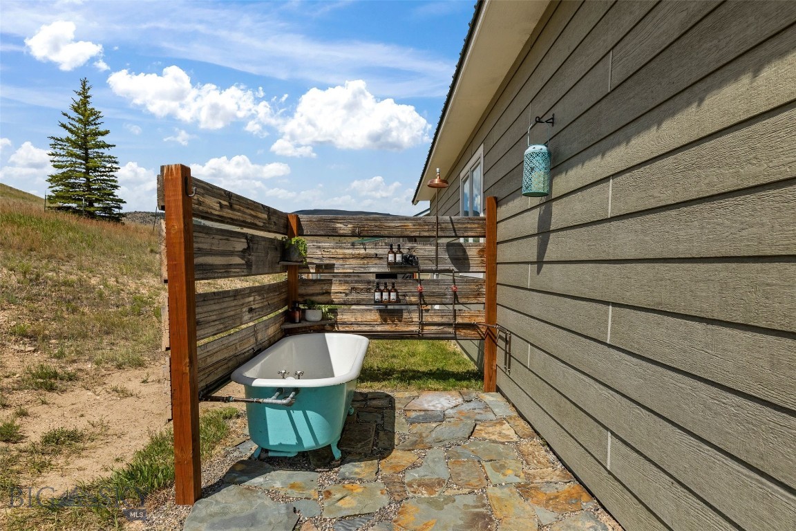 Shining Mountain Unit I - Residential