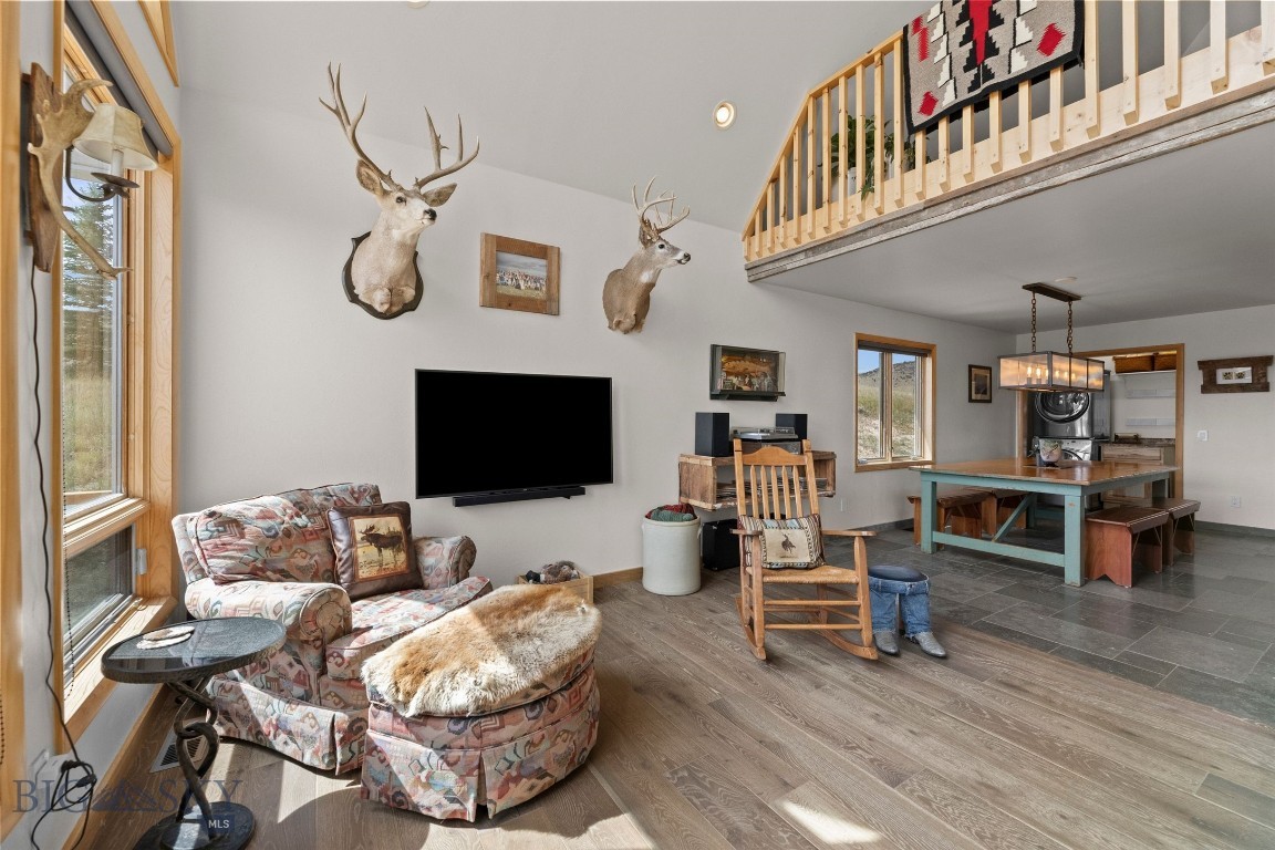 Shining Mountain Unit I - Residential