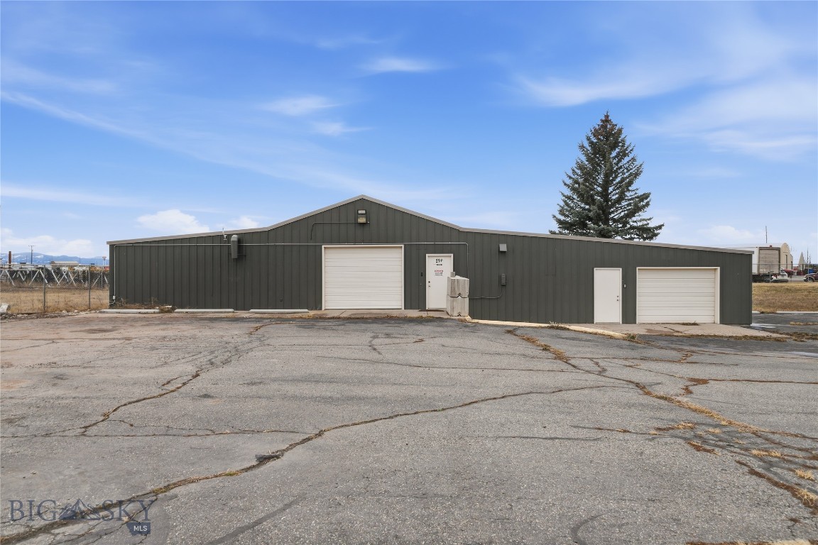 Babcock and Davis Addition - Commercial Lease