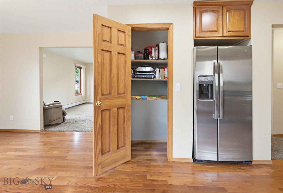 Home 40 - Residential