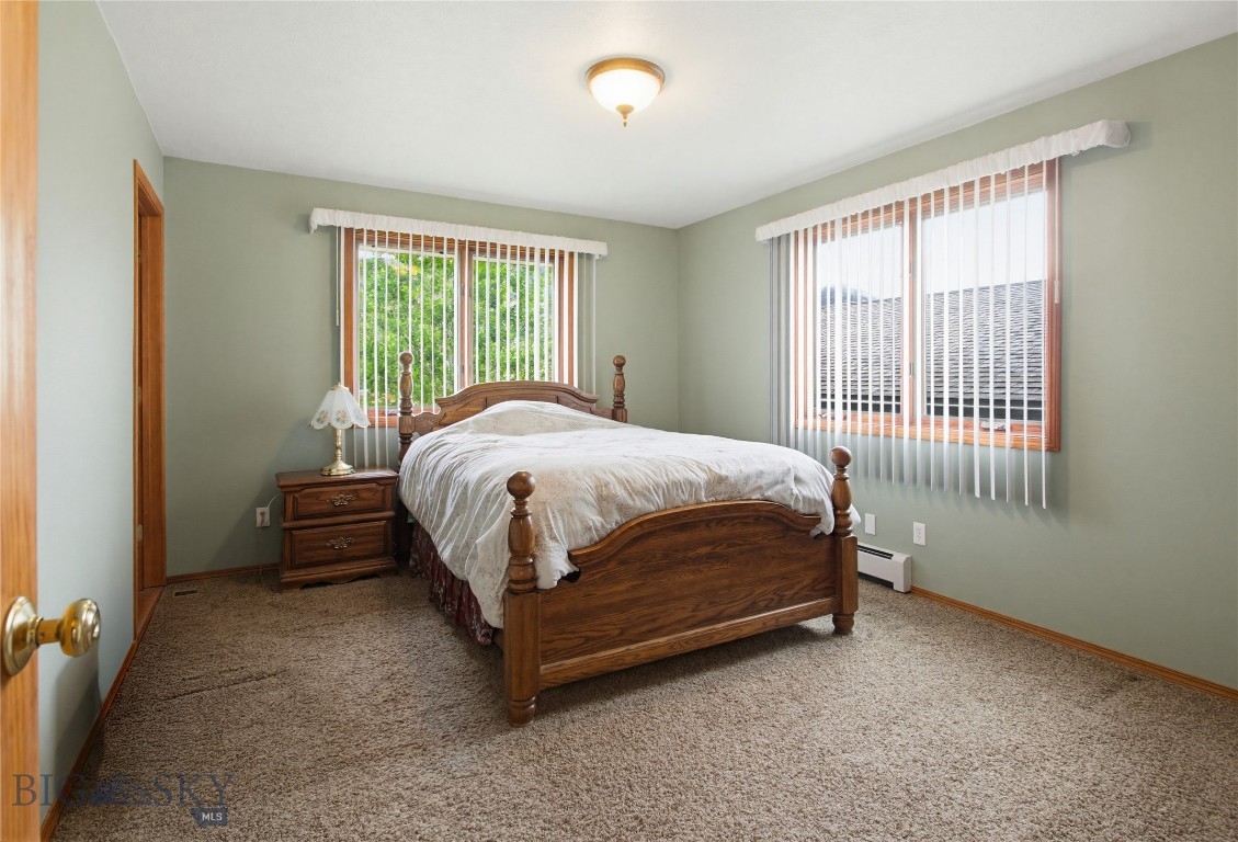 Home 40 - Residential
