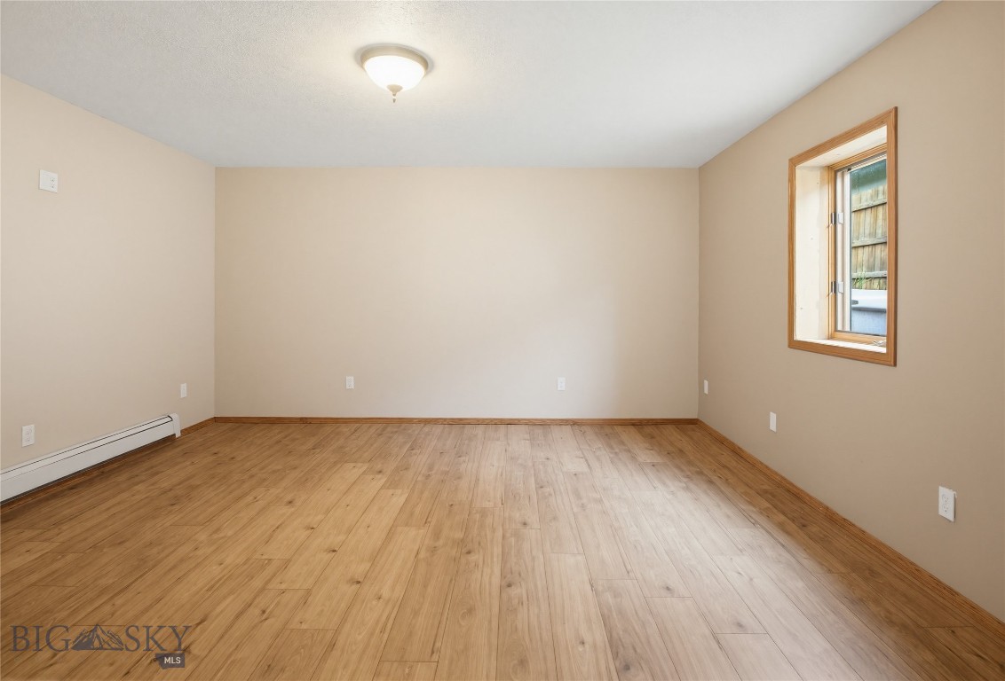 Home 40 - Residential