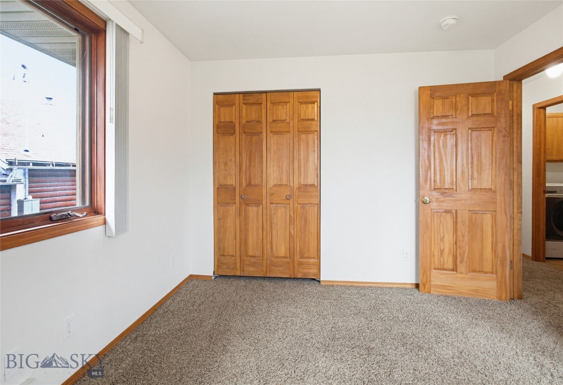 Home 40 - Residential