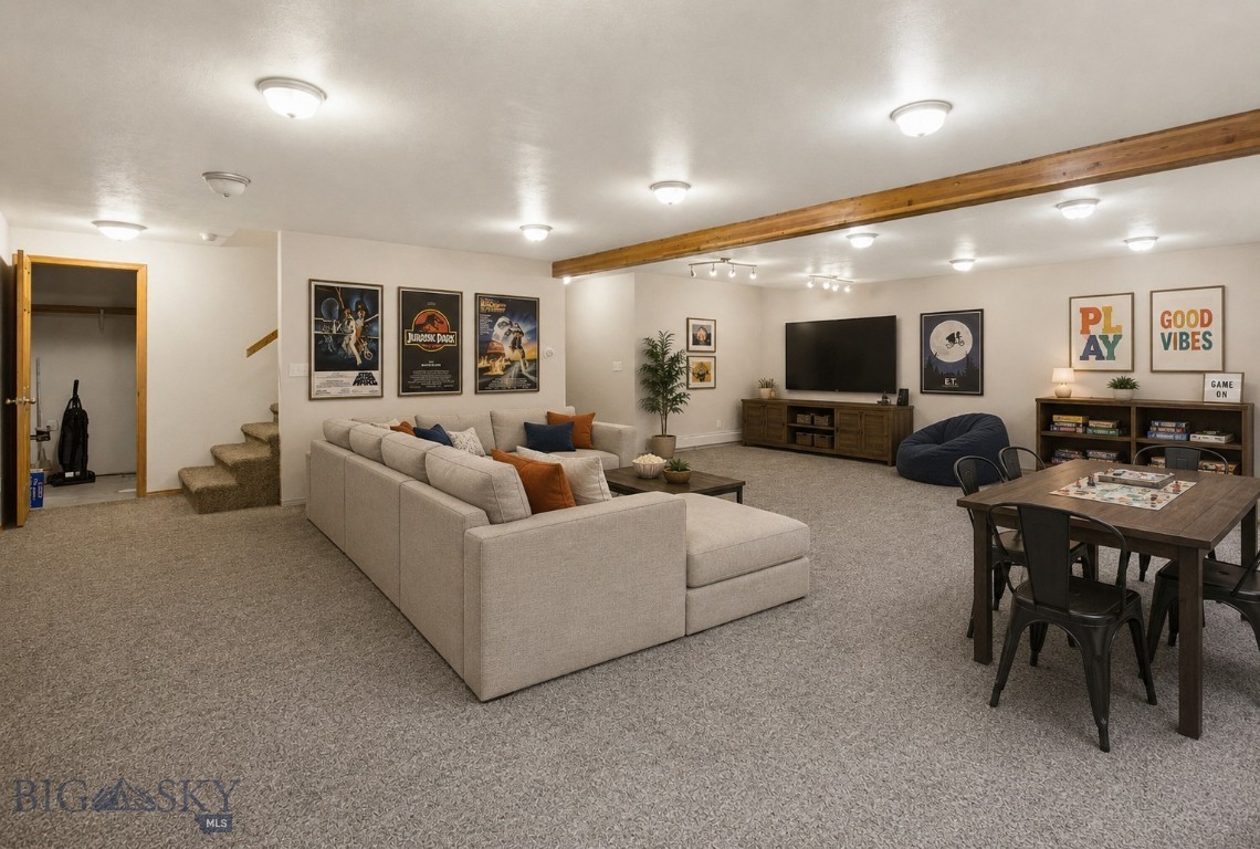 Home 40 - Residential
