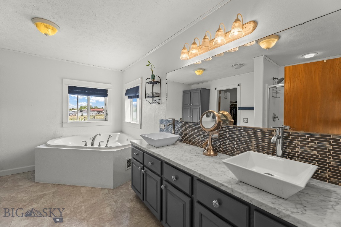 Paradise Acres - Residential
