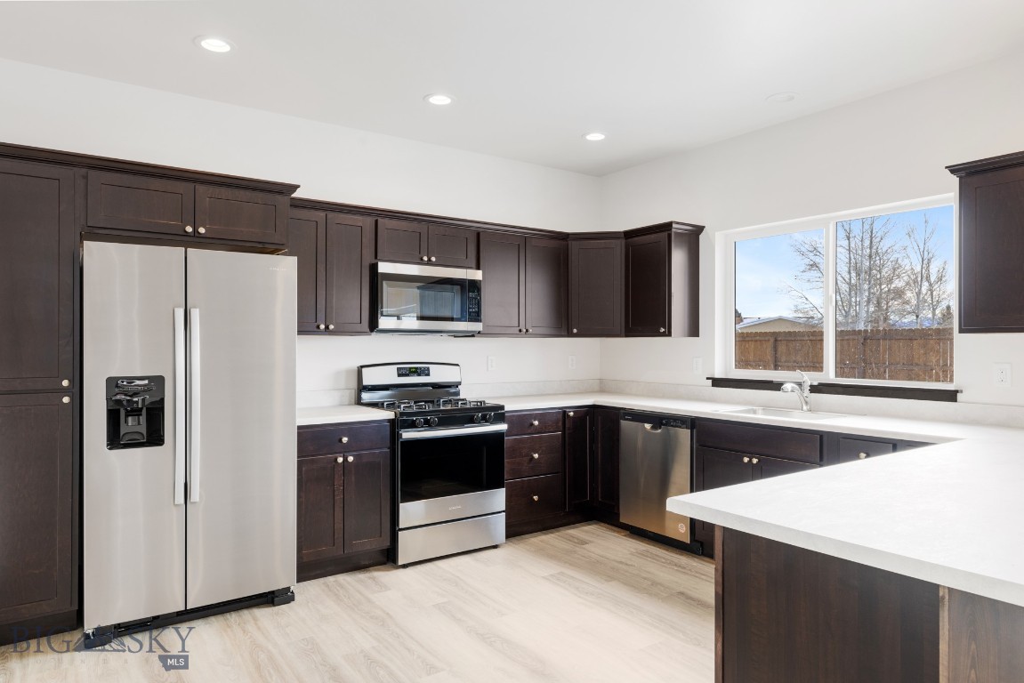 Ashton Meadows - Residential