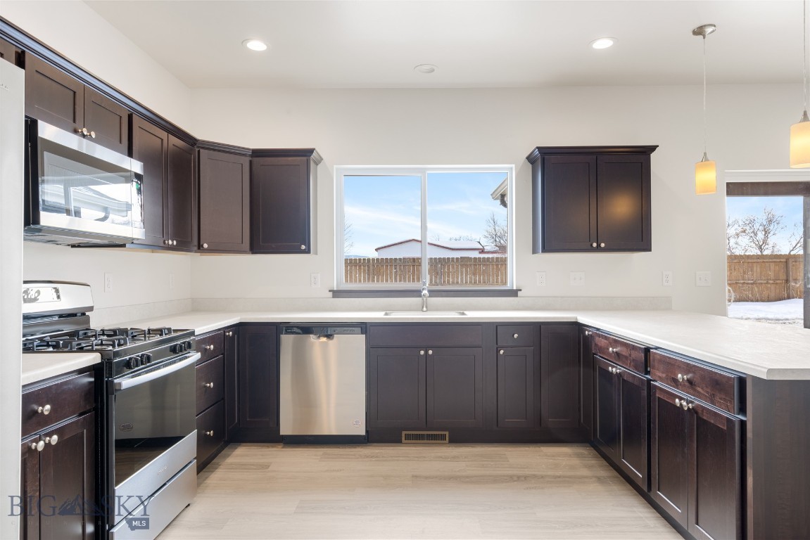 Ashton Meadows - Residential