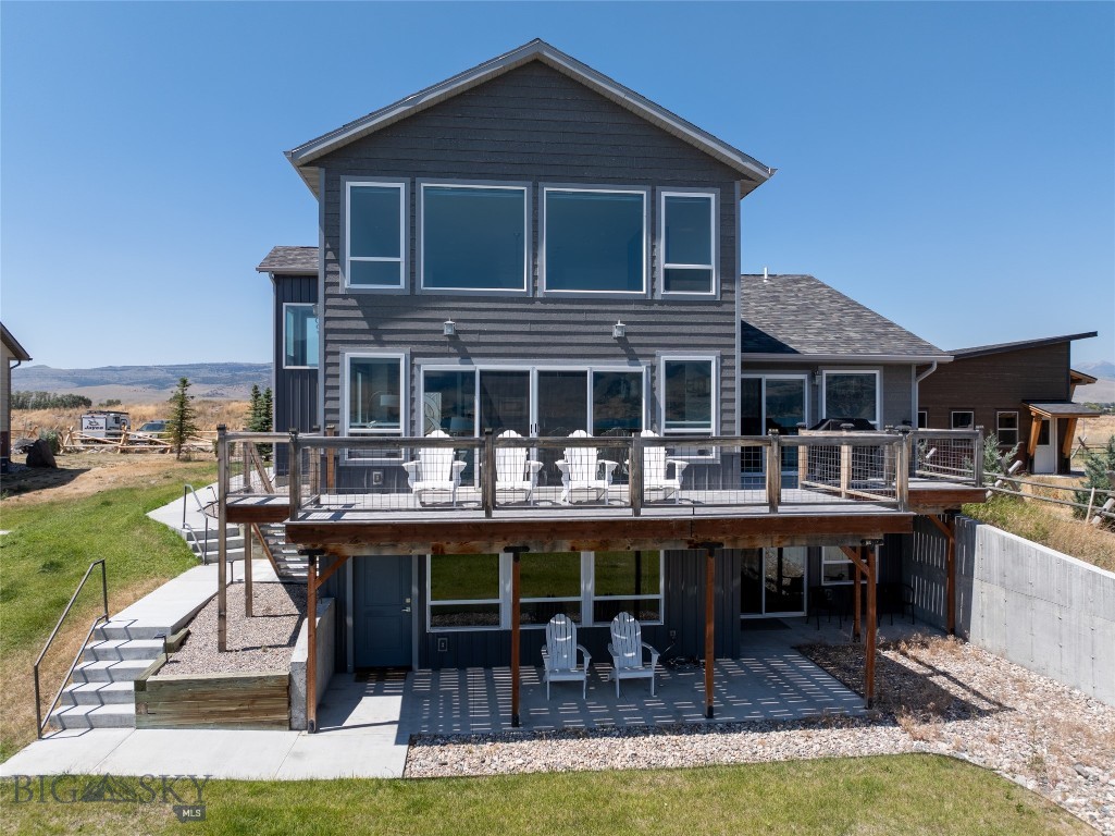 Lake View - Residential