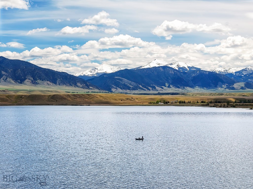 Lake View - Residential