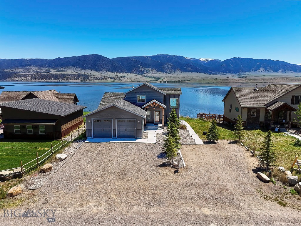 Lake View - Residential
