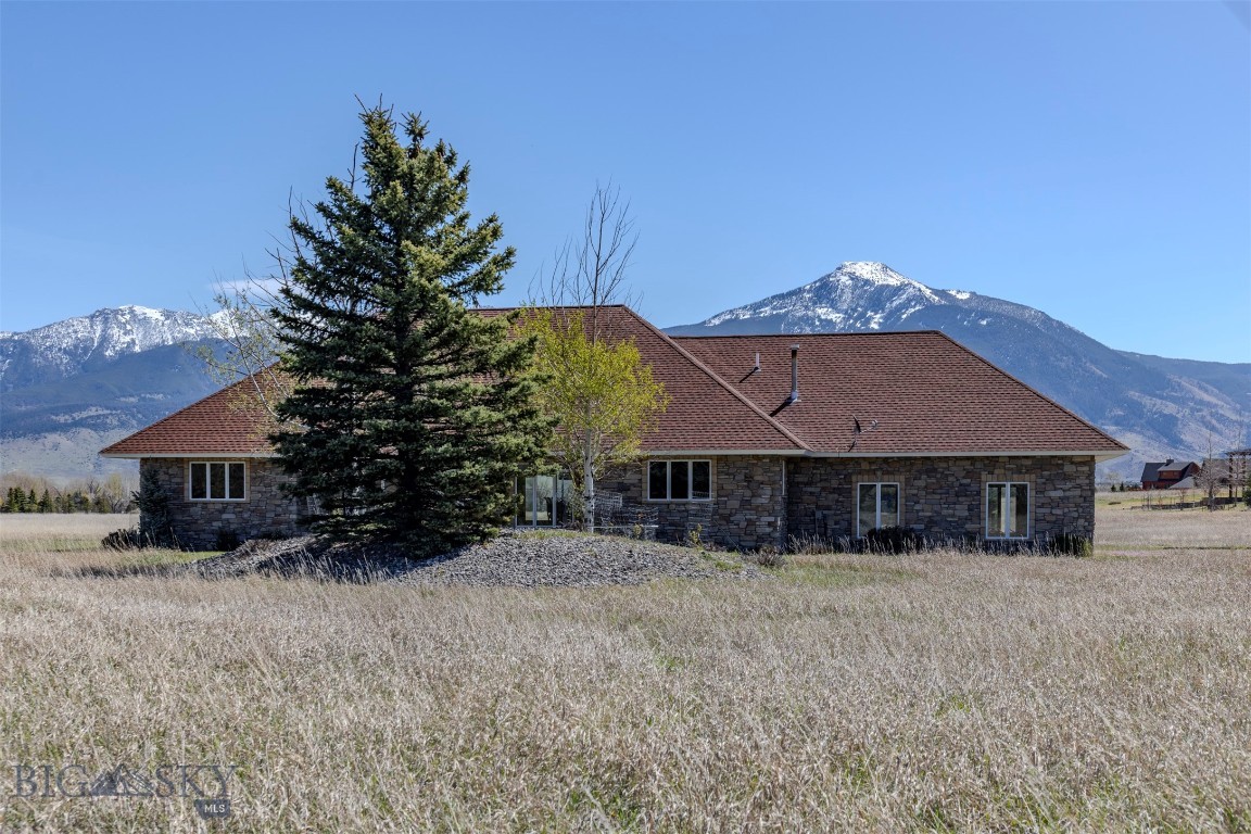 Blue Ribbon Manors - Residential