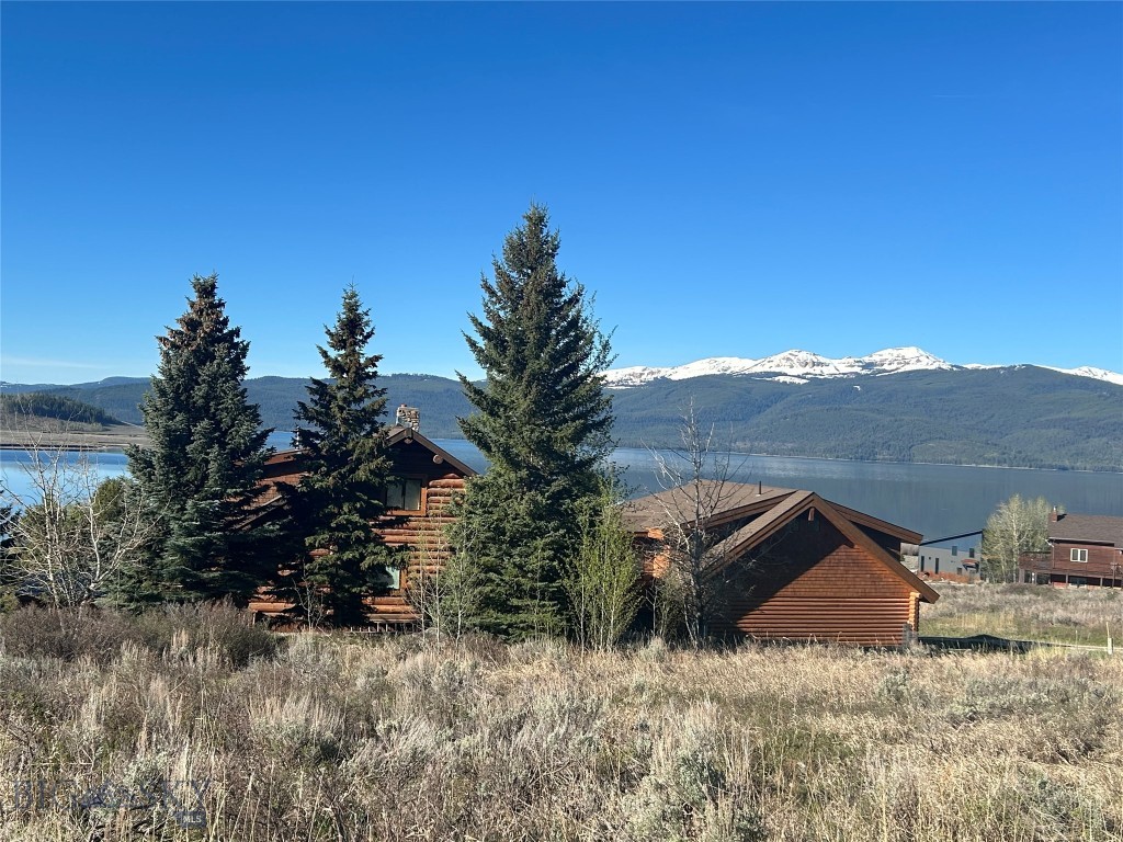 Yellowstone Holiday - Residential