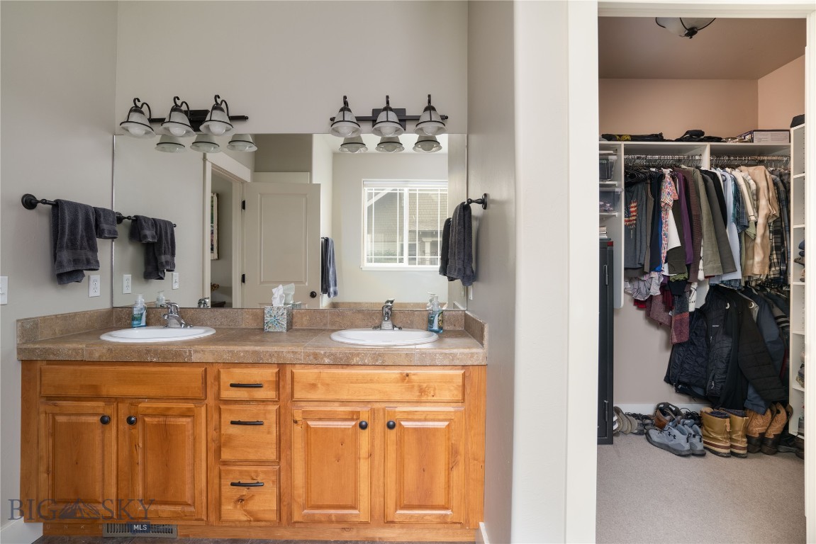 Valley West - Residential
