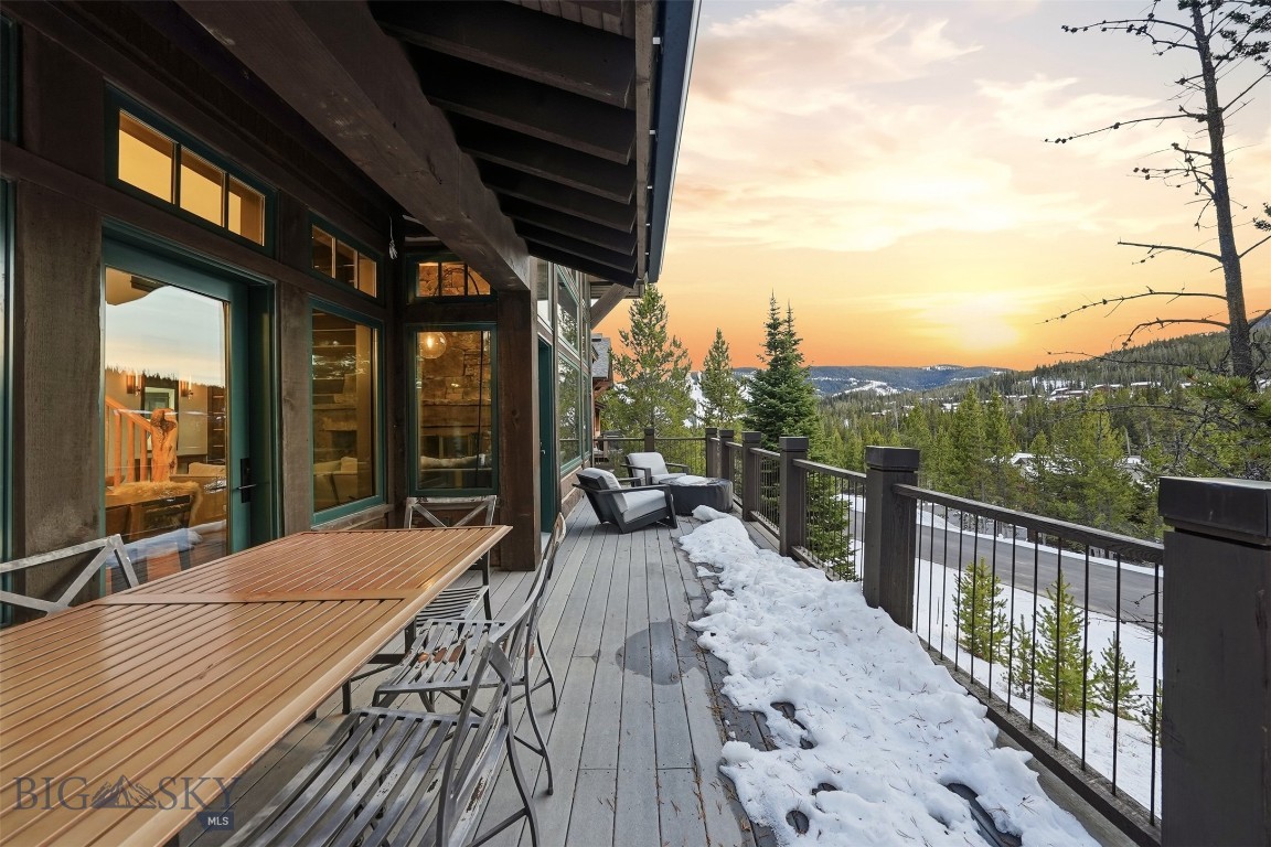 Pinnacle Condo - Residential