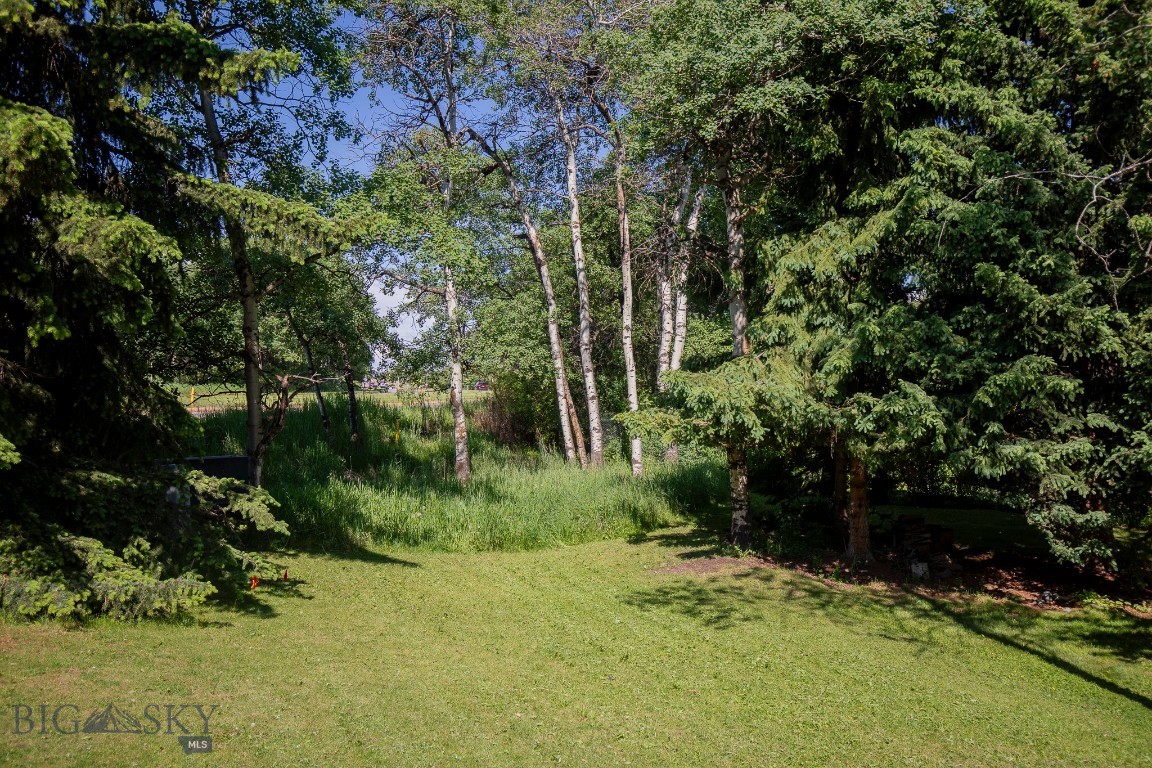 Woodhenge Condo - Residential