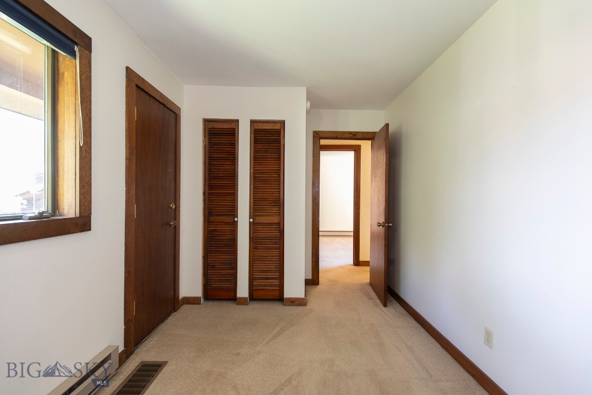 Woodhenge Condo - Residential