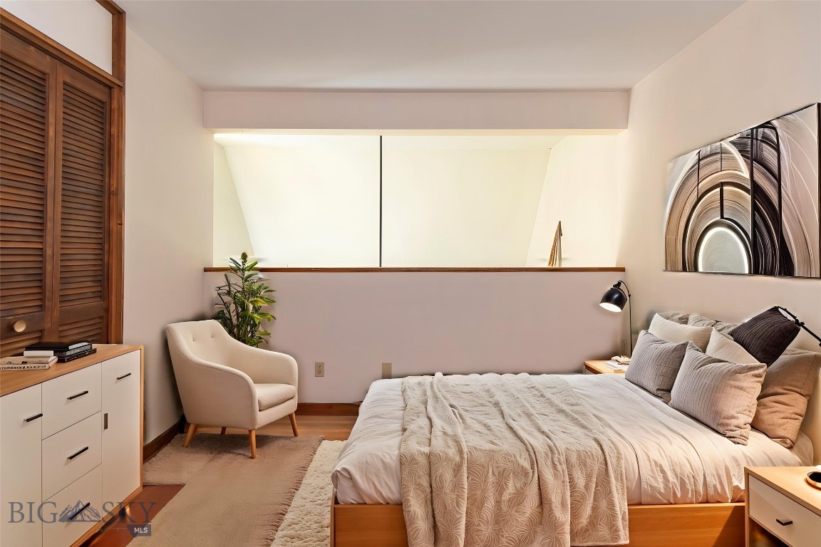 Woodhenge Condo - Residential