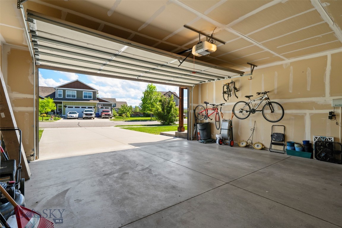Falcon Hollow - Residential