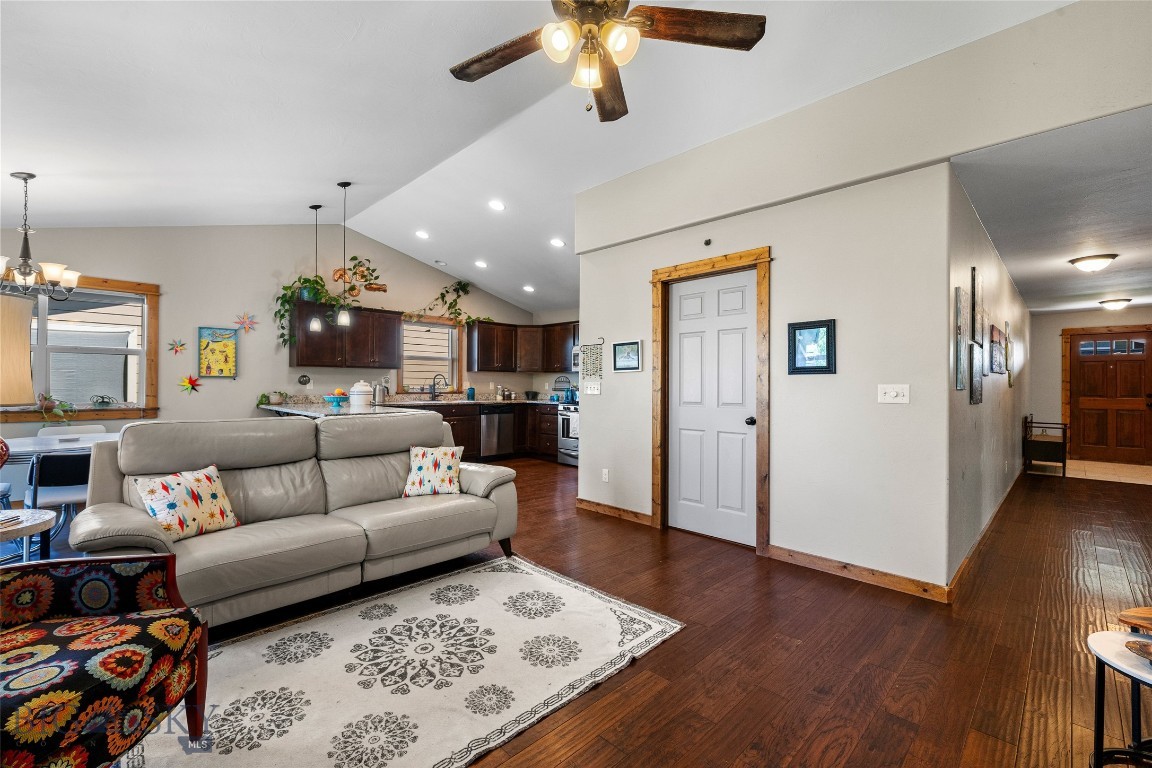 Falcon Hollow - Residential