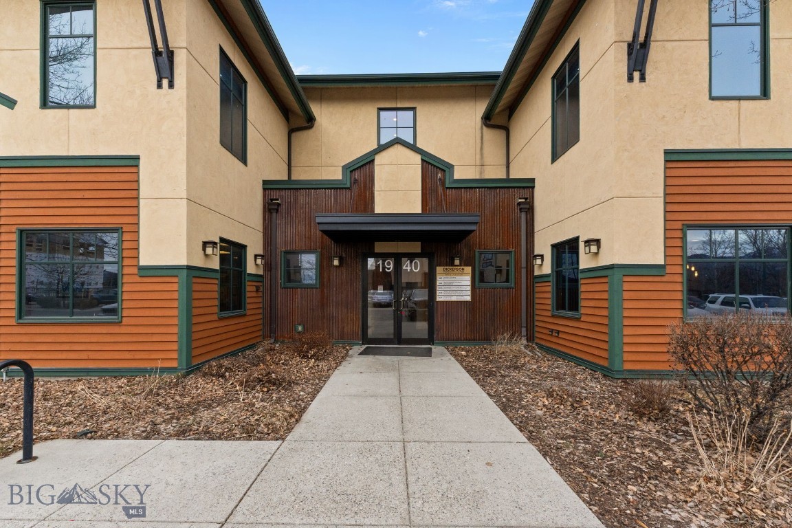 Maximize your business footprint with these Class A offices at 1940 W Dickerson Street. This asset offers an expansive and versatile floor plan designed to accommodate a wide range of professional uses from a flagship medical clinic, law firm, or any other professional service. Located just off the high-traffic intersection of 19th and Dickerson, your business will benefit from premium visibility and easy access for clients and staff alike. This beautiful commercial condo features 2,959 square feet of flexible space across 6 offices, a reception area, a functional kitchenette and a half bath. The offices have wonderful natural light with top down/bottom up blinds for client privacy, and plenty of paved parking for client convenience. Position your brand in one of Montana’s fastest growing commercial corridors.