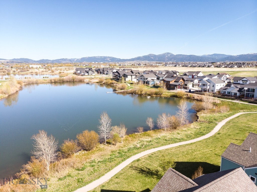The Lakes at Valley West - Residential