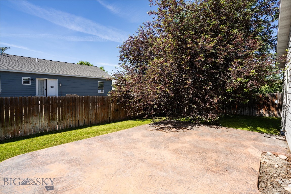 River Rock and Royal Village - Residential