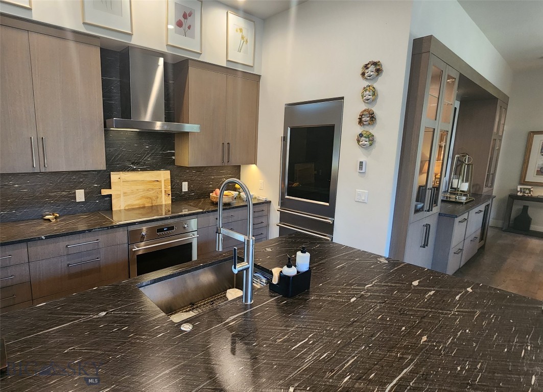Crail Creek Club Condos - Residential