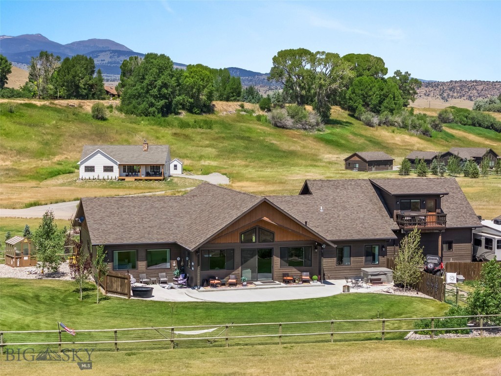 Sky View in Ennis - Residential