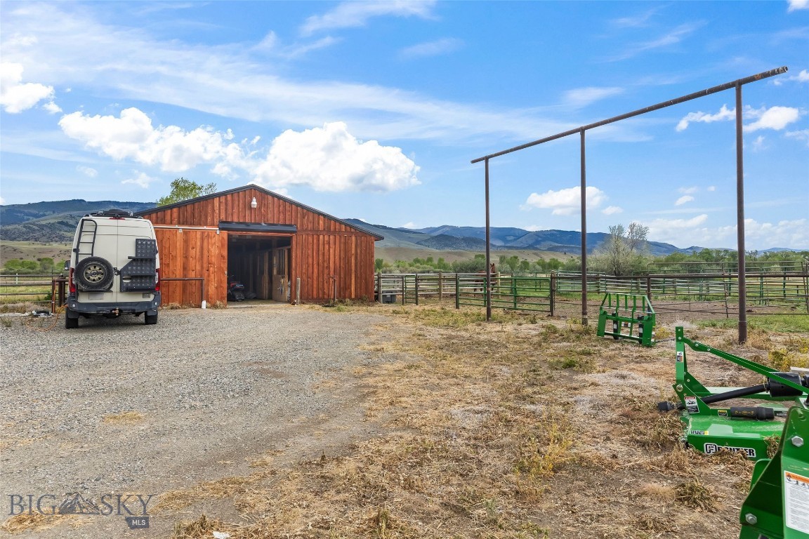 Emigrant Meadows - Residential