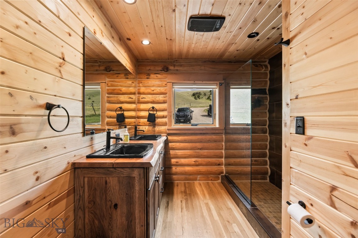 Emigrant Meadows - Residential