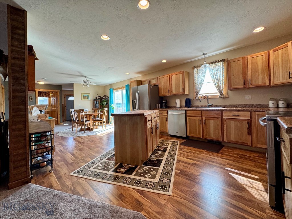 Yellowstone Trail - Residential
