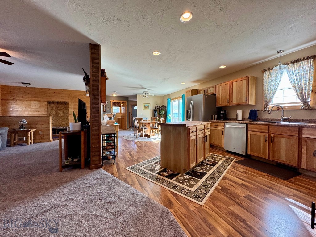 Yellowstone Trail - Residential