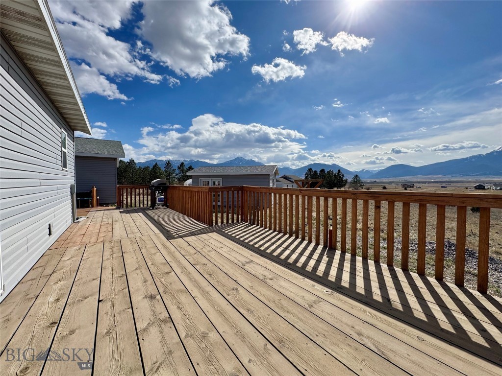 Yellowstone Trail - Residential