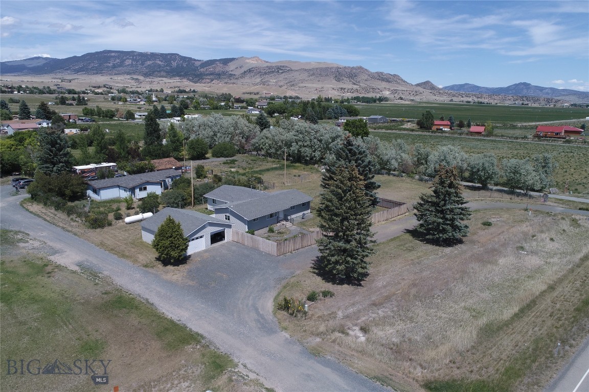 Whitetail Acre Tracts - Residential