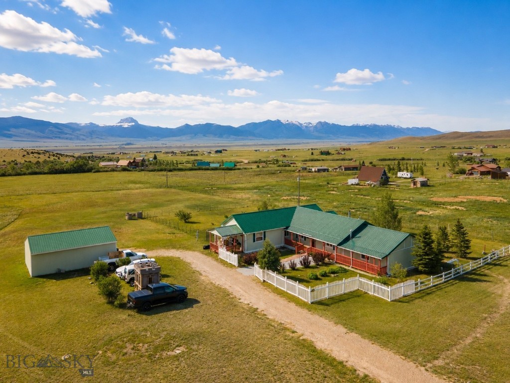 Shining Mountain Unit II - Residential