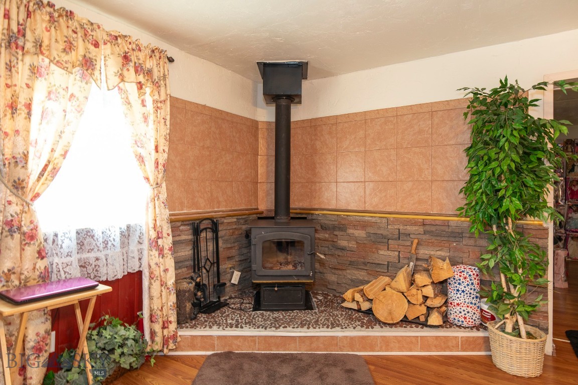 Shining Mountain Unit II - Residential