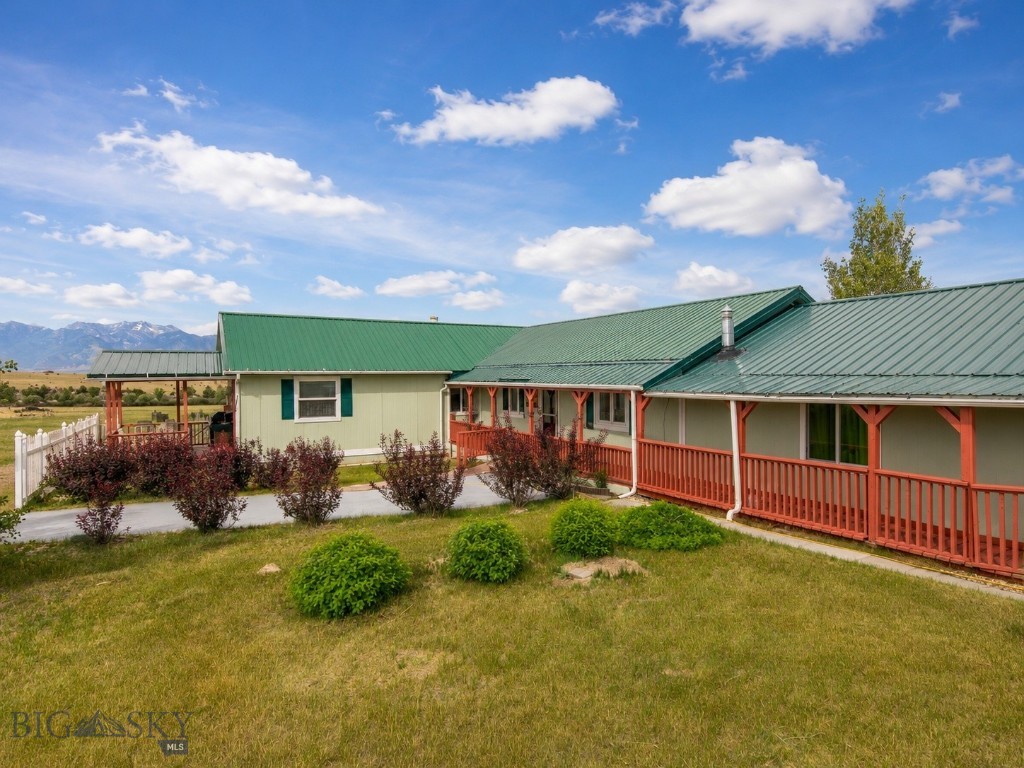 Shining Mountain Unit II - Residential