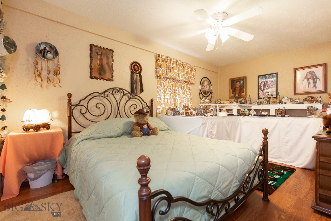 Shining Mountain Unit II - Residential