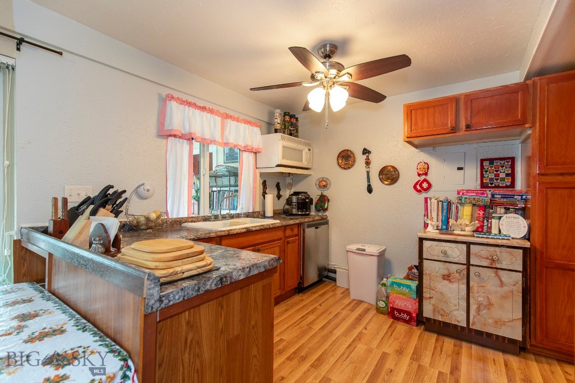 Shining Mountain Unit II - Residential
